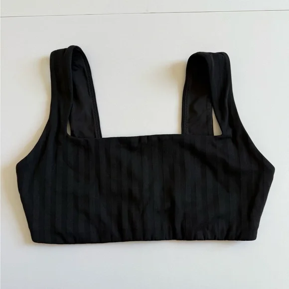 Lululemon Wunder Under Bra - Picture 2 of 6